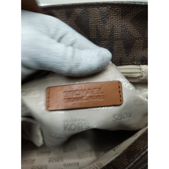 Michael Kors Hamilton Brown Leather MK Printed Tote With Matching Wallet - Picture 11 of 16